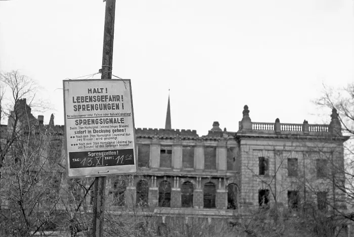 Framed Print : Demolition of the Museum of Fine Arts Framed Print : Demolition of the Museum of Fine Arts