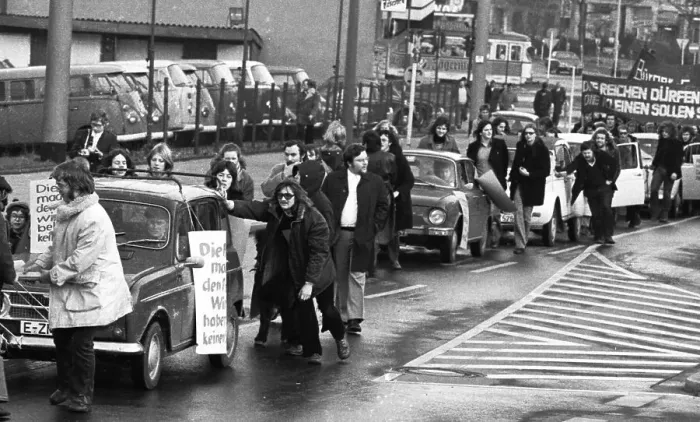 Framed Print : A demonstration with a DKP motorcade on 24 November 1973 in Essen against the driving bans on carless Sundays caused a
