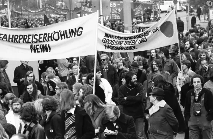 Framed Print : Demonstrations from 1-5 April 1975 in the centre of Hanover