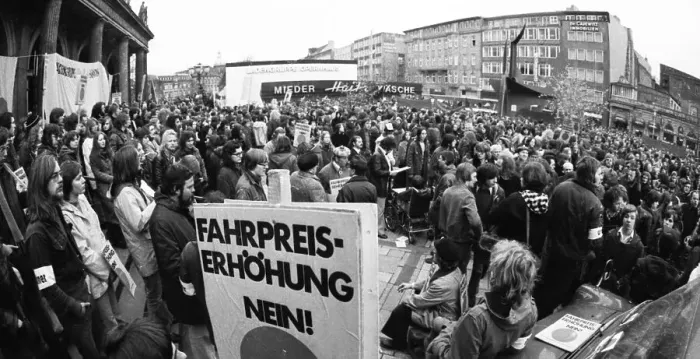 Framed Print : Demonstrations from 1-5 April 1975 in the centre of Hanover
