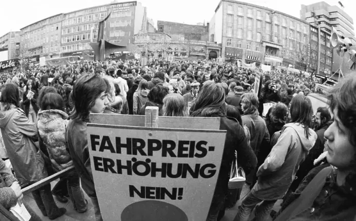 Framed Print : Demonstrations from 1-5 April 1975 in the centre of Hanover Framed Print : Demonstrations from 1-5 April 1975 in the centre of Hanover