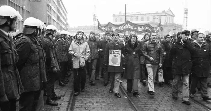 Framed Print : Demonstrations from 1-5 April 1975 in the centre of Hanover Framed Print : Demonstrations from 1-5 April 1975 in the centre of Hanover