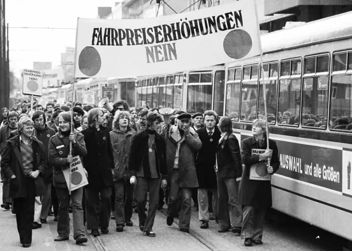 Framed Print : Demonstrations from 1-5 April 1975 in the centre of Hanover Framed Print : Demonstrations from 1-5 April 1975 in the centre of Hanover