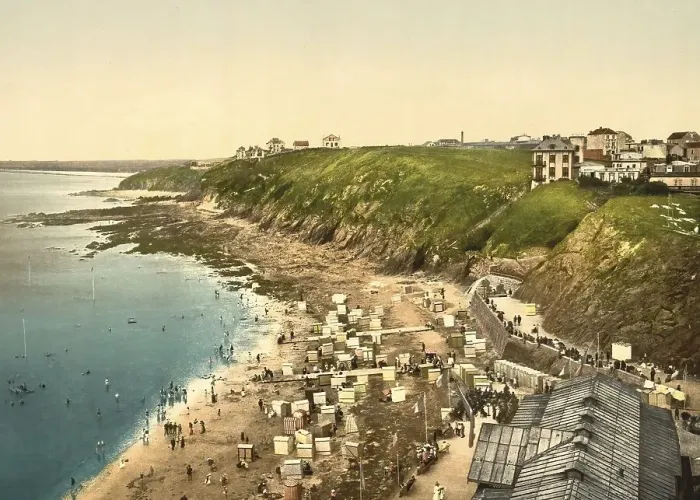 Framed Print : Densely populated beach, Granville in Normandy