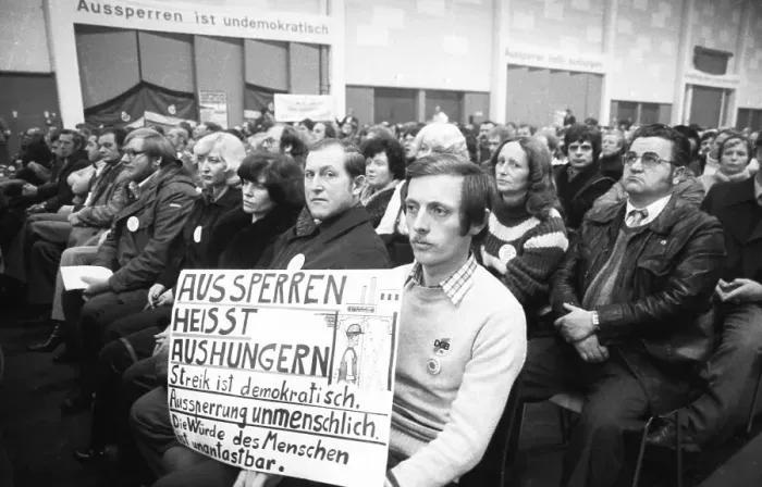 Framed Print : DGB rally for a ban on lock-outs 26