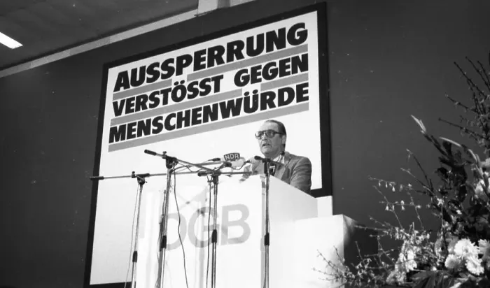 Framed Print : DGB rally for a ban on lock-outs in Hanover on 26 January 1980