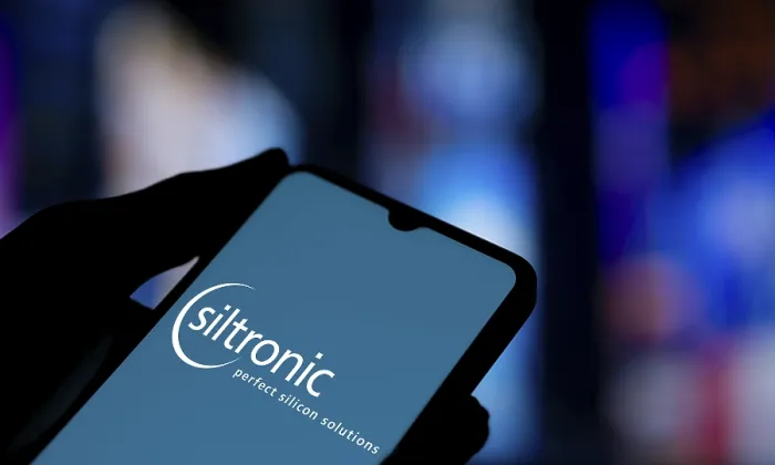 Framed Print : Dhaka, Bangladesh- Siltronic AG logo is displayed on smartphone Framed Print : Dhaka, Bangladesh- Siltronic AG logo is displayed on smartphone