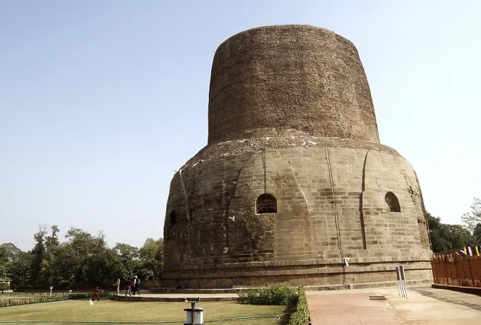 Framed Print : Dhamekh Stupa, The spot where Lord Gautam Buddha delivered his first sermon