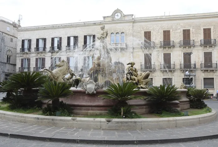 Framed Print : Diana Fountain, Diana Fountain