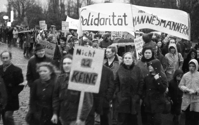 Framed Print : The dismissal of workers at the Mannesmann factory after a spontaneous strike not led by the union provoked protests by