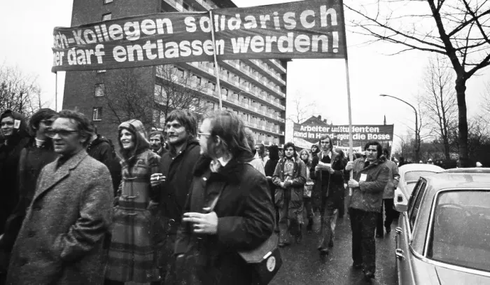 Framed Print : The dismissal of workers at the Mannesmann factory after a spontaneous strike not led by the union provoked protests by