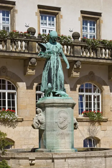 Framed Print : Dobeln Schlegelbrunnen fountain at the town hall Framed Print : Dobeln Schlegelbrunnen fountain at the town hall