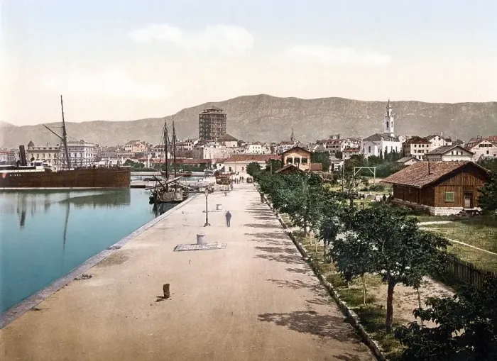 Framed Print : The docks of Spalato, now Split, Dalmatia, Austro-Hungary, Austro-Hungarian Empire, Austrian-Hungarian Monarchy, today Croatia, Historical, around 1900, digitally restored reproduction from a 19th century original The docks of Spalato, now Split