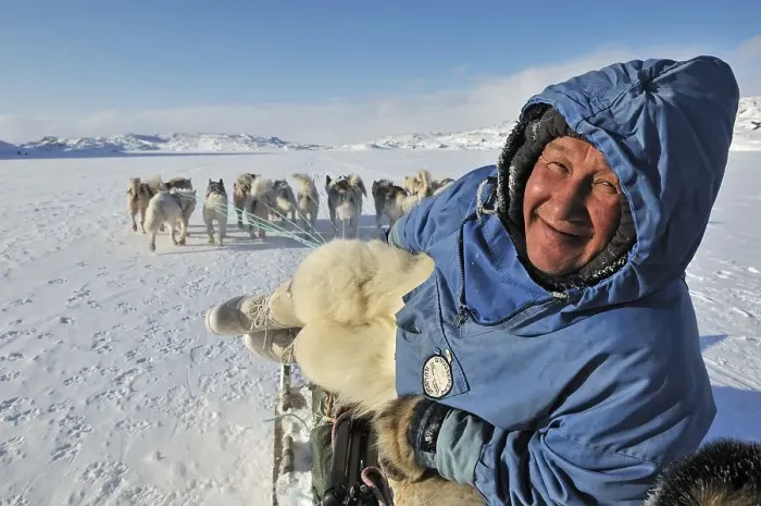 Framed Print : Dogsled guide, dog sledding trip to Ilulissat Fjord