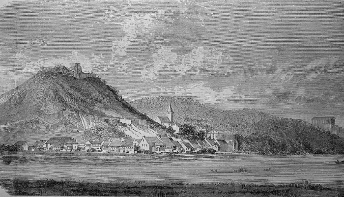 Framed Print : Donaustauf with the Walhalla in the background