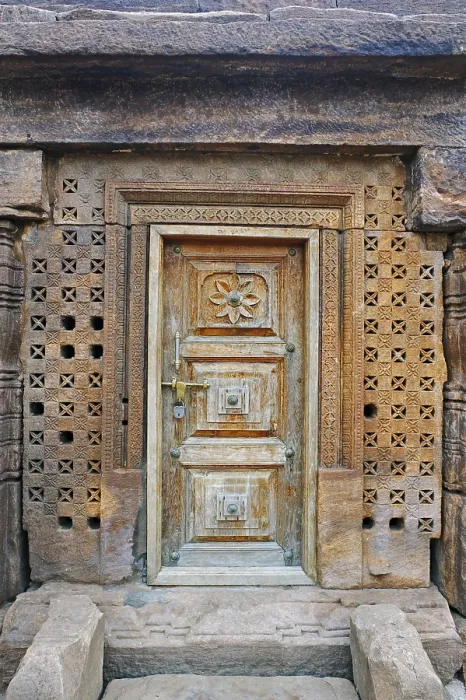 Framed Print : Door of Bhutnath temple, Badami fort