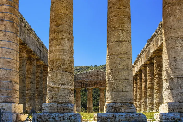 Framed Print : Doric temple from 430 BC, ruins of the city of Segesta founded by the Elymians Framed Print : Doric temple from 430 BC, ruins of the city of Segesta founded by the Elymians