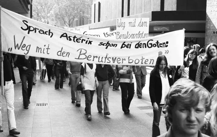 Framed Print : The Dortmund Regional Court's court hearing against train conductor Hans-Juergen Langmann was accompanied by