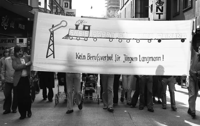 Framed Print : The Dortmund Regional Court's court hearing against train conductor Hans-Juergen Langmann was accompanied by