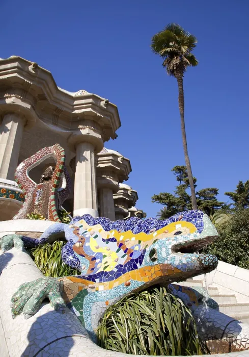 Framed Print : Dragon salamandra of gaudi mosaic in park guell of Barcelona