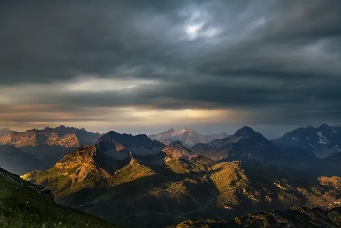 Framed Print : Dramatic light and cloud atmosphere over Allgaeu and Lechtal Alps