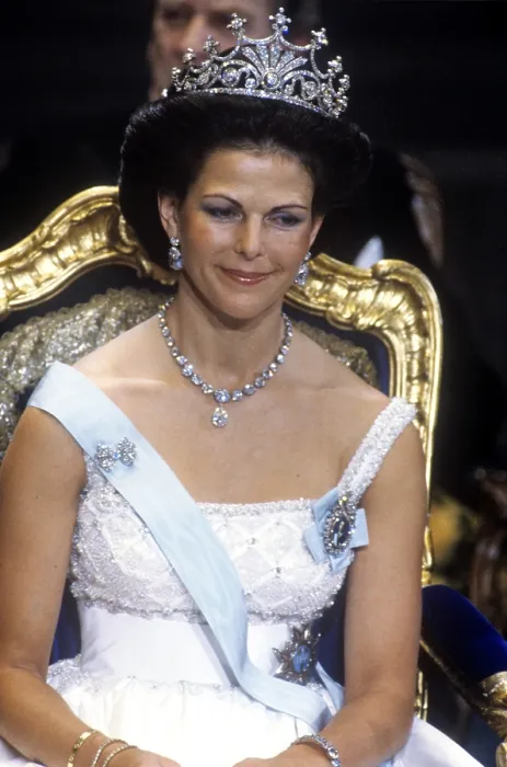 Framed Print : Drottning Silvia Nobelprisutdelningen 1982 Queen Silvia of Sweden