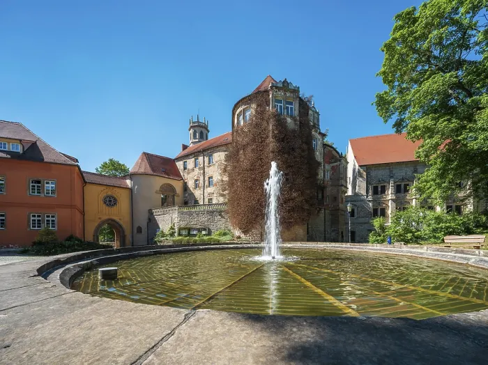 Framed Print : DroyBig Castle with fountain