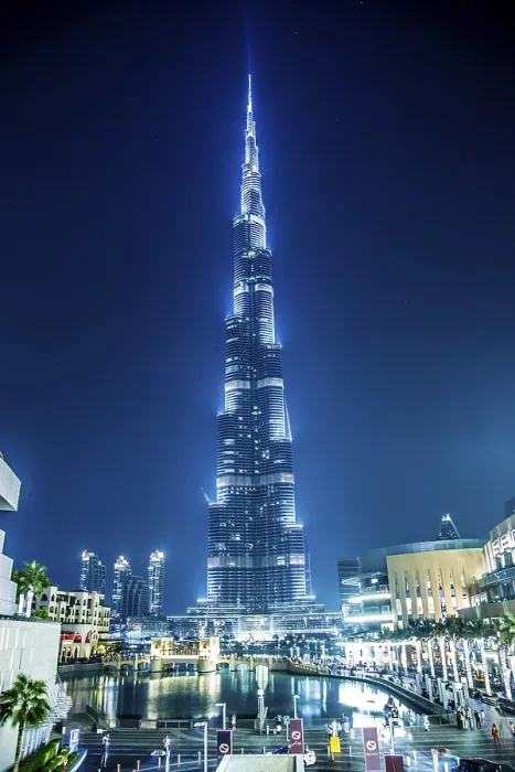 Framed Print : DUBAI, UAE - NOVEMBER 13: Burj Khalifa on November 13