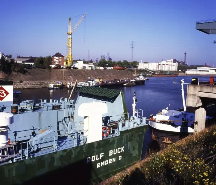 Framed Print : Duisburg: Working in the port of Duisburg on 24