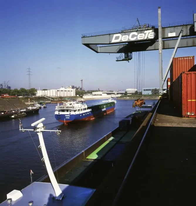 Framed Print : Duisburg: Working in the port of Duisburg on 24 Framed Print : Duisburg: Working in the port of Duisburg on 24