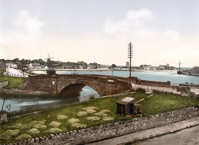 Framed Print : Dungarven Bridge and Harbour, County Waterford Framed Print : Dungarven Bridge and Harbour, County Waterford