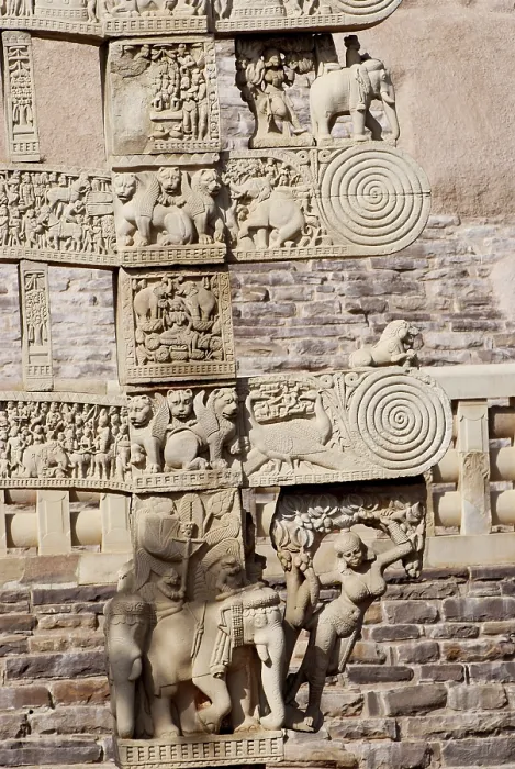Framed Print : East gateway or torna of maha stupa no 1 with depiction of stories engrave decorations erected at Sanchi
