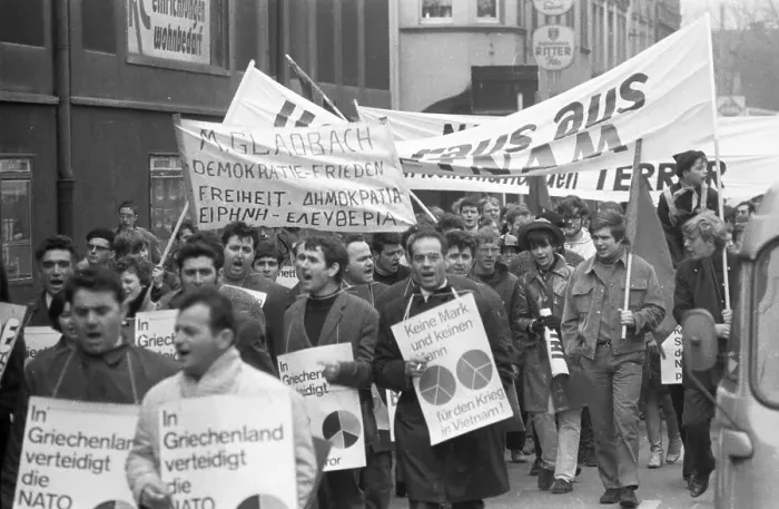 Framed Print : The Easter March 1969, here in Essen on 5