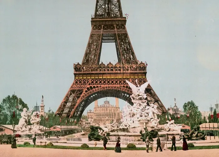 Framed Print : Eiffel Tower and Trocadero, Palais du Trocadero was a historicist exhibition palace built for the 1878 Paris Universal Exposition, Universal Exposition (Exposition universelle International), 1900, Paris, France, Historical, c Framed Print : Eiffel Tower and Trocadero, Palais du Trocadero was a historicist exhibition palace built for the 1878 Paris Universal Exposition, Universal Exposition (Exposition universelle International), 1900, Paris, France, Historical, c