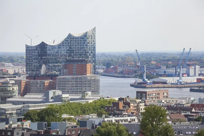 Framed Print : Elbe Philharmonic Hall with harbour and Elbe