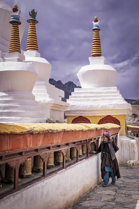 Framed Print : Elderly woman at Lamayuru Monastery, Ladakh, India