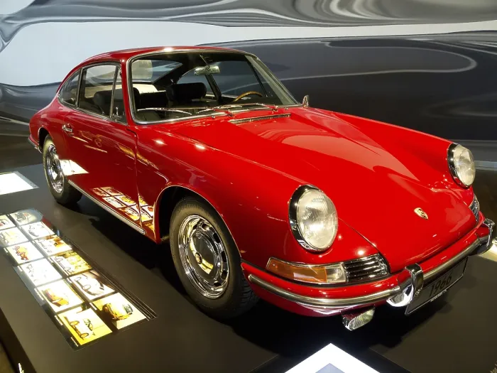 Framed Print : Elegant side view of a red Porsche classic car from 1966 Framed Print : Elegant side view of a red Porsche classic car from 1966