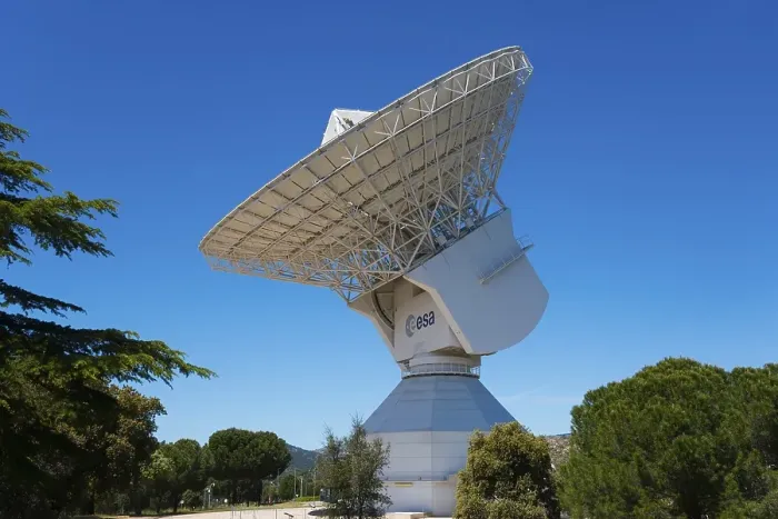 Framed Print : ESA's large radio telescope under a clear blue sky Framed Print : ESA's large radio telescope under a clear blue sky