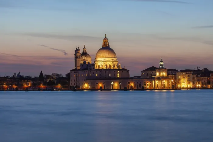 Framed Print : Evening atmosphere, blue hour, Basilica Santa Maria della Salute Framed Print : Evening atmosphere, blue hour, Basilica Santa Maria della Salute