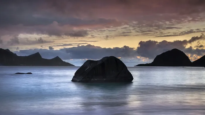 Framed Print : Evening mood at the beach of Haukland Framed Print : Evening mood at the beach of Haukland