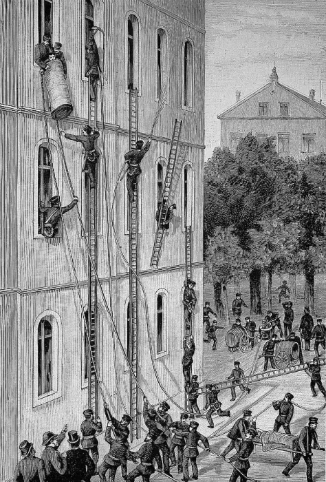 Framed Print : Exercise for rescuing fire patients in a Berlin hospital