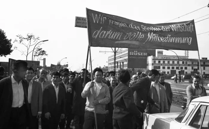 Framed Print : The expansion of the spontaneous strikes in September 1969 extended to the Ruhr area Framed Print : The expansion of the spontaneous strikes in September 1969 extended to the Ruhr area