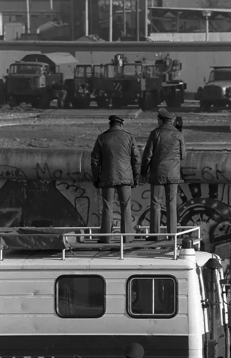 Framed Print : Fall of the Berlin Wall, Berlin, Germany, Europe