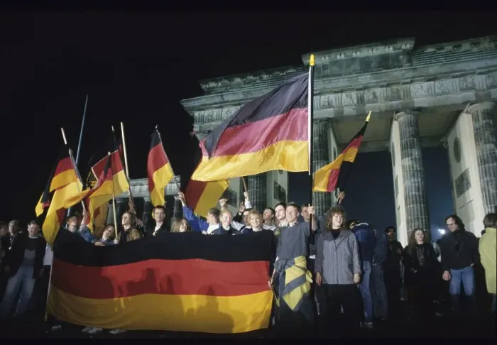 Framed Print : Fall of the Berlin Wall: German Reunification
