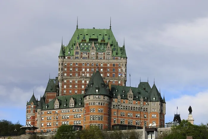 Framed Print : The famous Chateau Frontenac overlooking the historic town centre of Quebec City