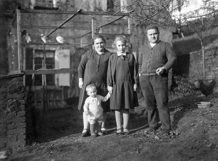 Framed Print : Farmer's family, historical image, ca. 1932