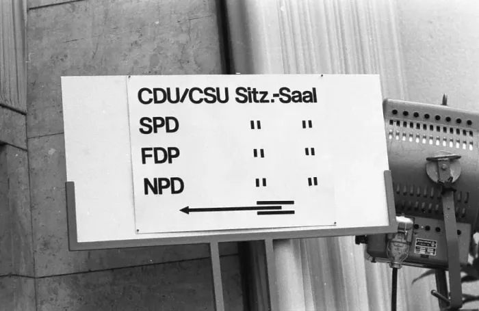 Framed Print : The Federal Assembly elected the new Federal President Gustav Heinemann (SPD) Framed Print : The Federal Assembly elected the new Federal President Gustav Heinemann (SPD)