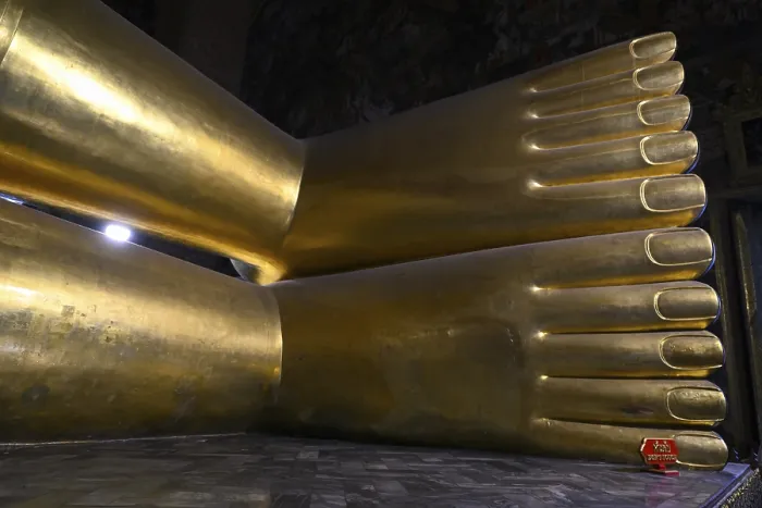 Framed Print : Feet of the reclining Buddha in Wat Pho