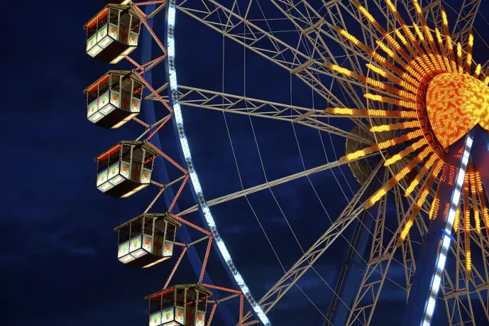 Framed Print : Ferris wheel at night, Oktoberfest