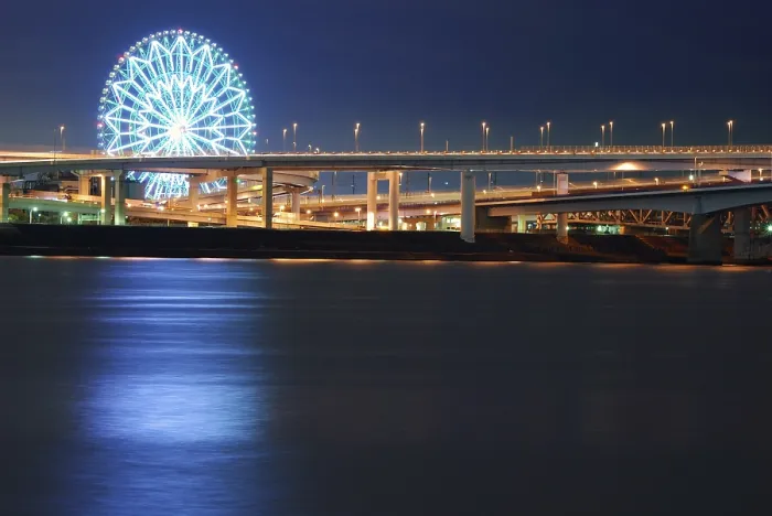 Framed Print : Ferris wheel over night water, Tokyo